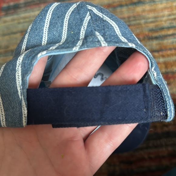 Thomas The Tank Engine little boys hat. - Picture 4 of 5